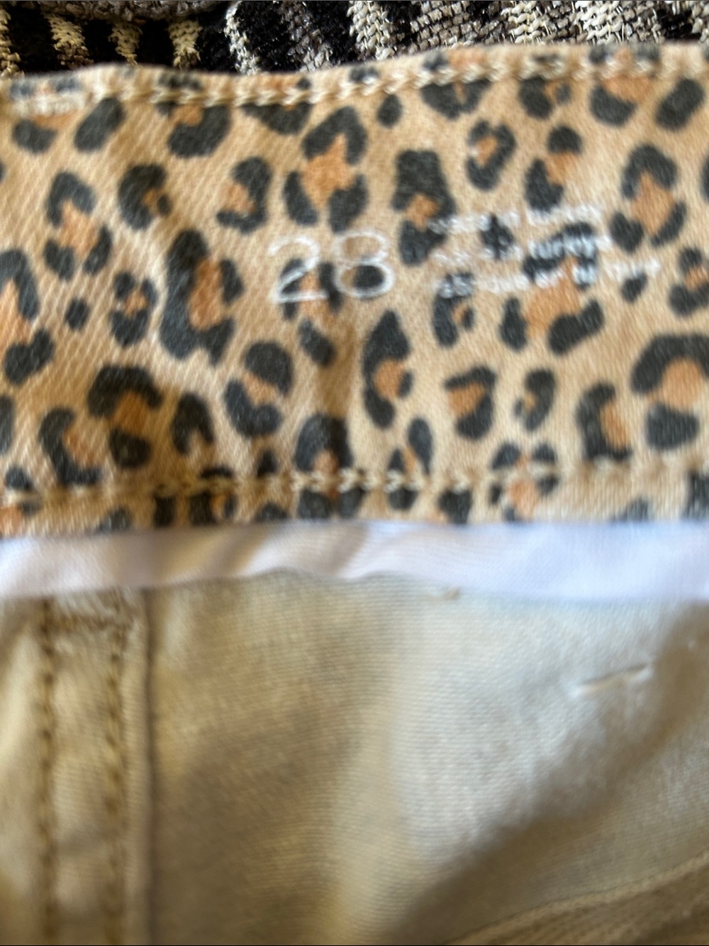 Anthropologie Pilcro Jeans The Wander Leopard Print Mid-Rise Pants 28 - Picture 10 of 10